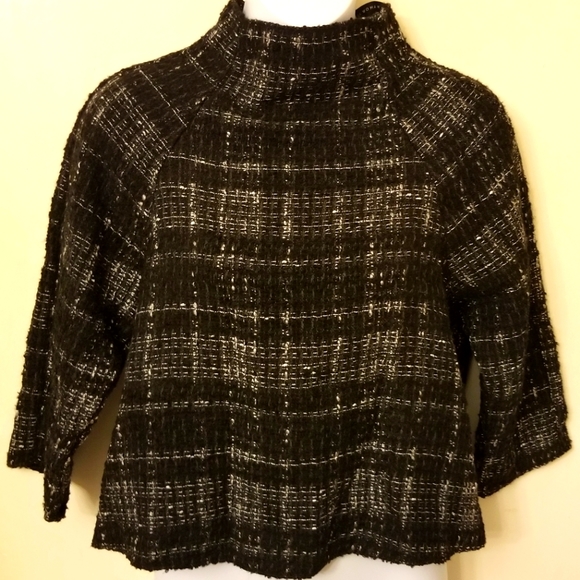 Zara Sweaters - Zara Black Cropped Sweater Size small NWT